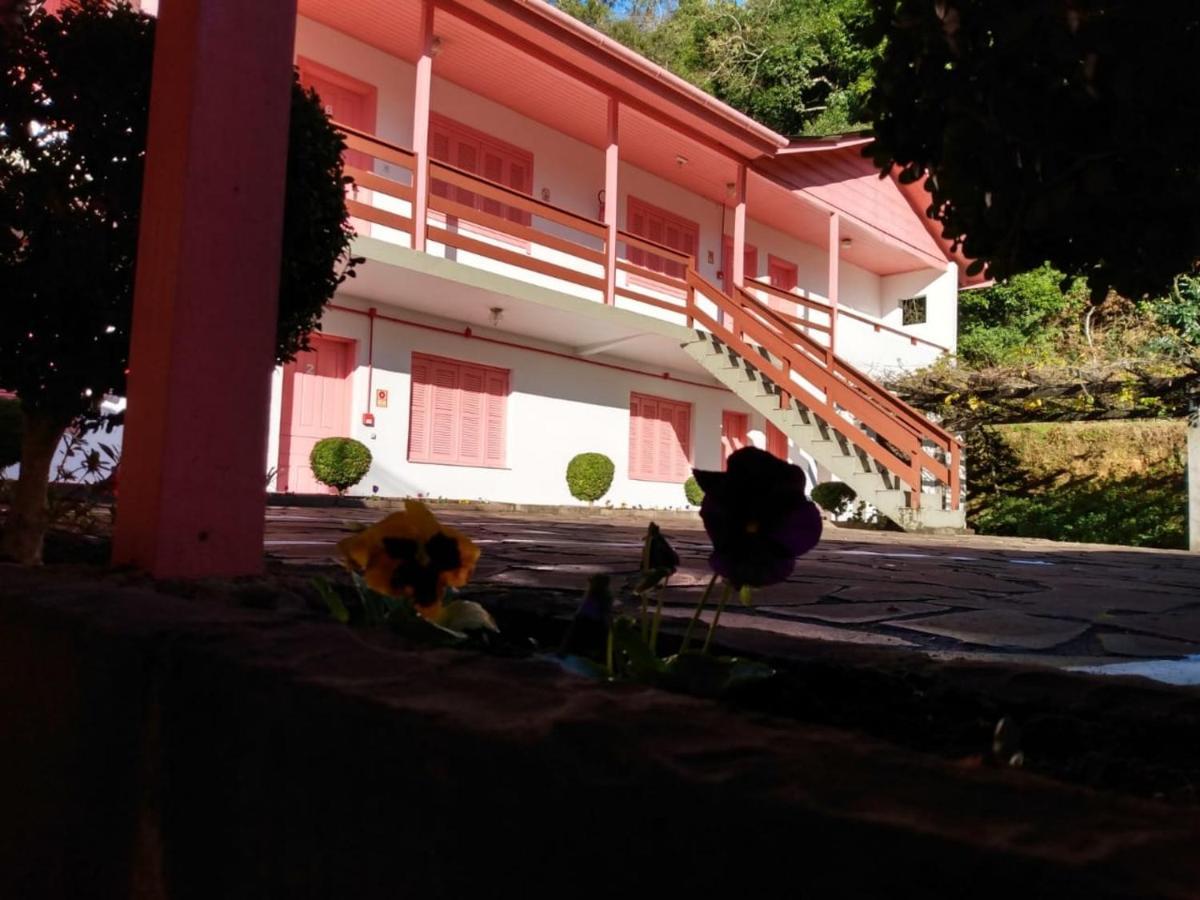 Apartamentos Aromas De Gramado - Bairro Centro Eksteriør bilde